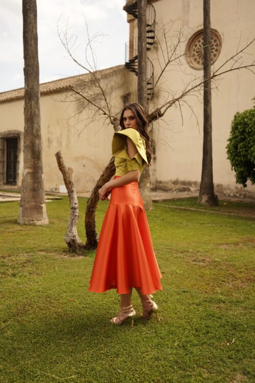 Alternative view of BLUSA ORQUIDEA VERDE OLIVA MAGNOLIA KOBUS