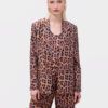 americana-recta-fluida-estampado-animal2.jpg