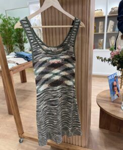 Alternative view of VESTIDO NUBISILLO CAMALEÒNICA BY CAPRICHE