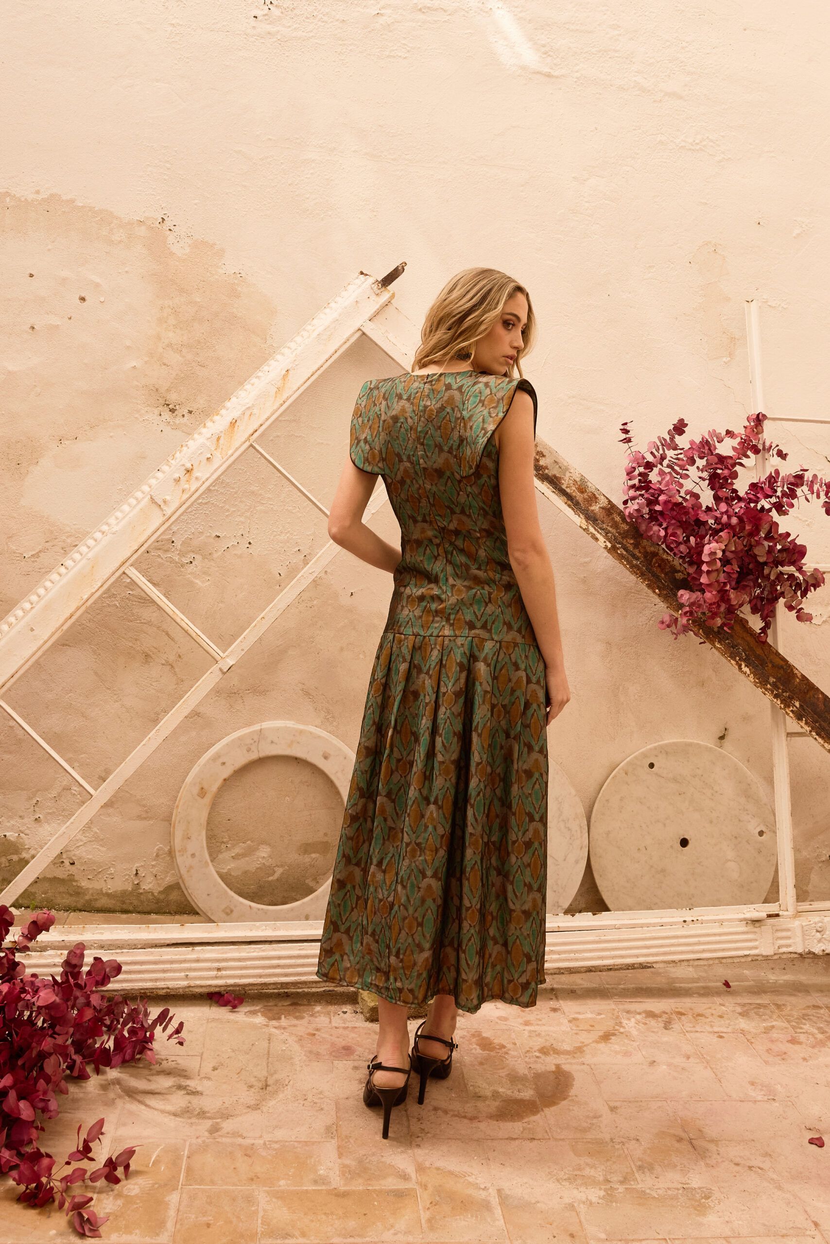 VESTIDO VERTICE MAGNOLIA KOBUS - Imagen 3