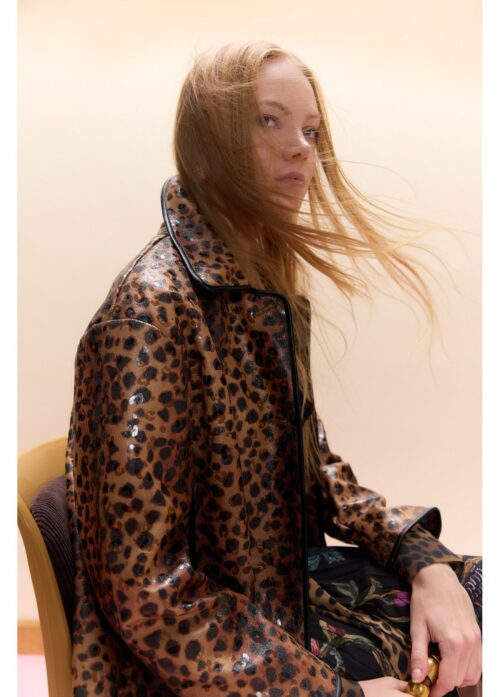 abrigo-estampado-leopardo-con-vivos-pu_4.jpg