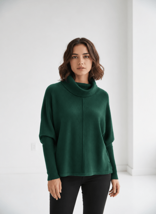 Retrato de moda con jersey verde bosque.png