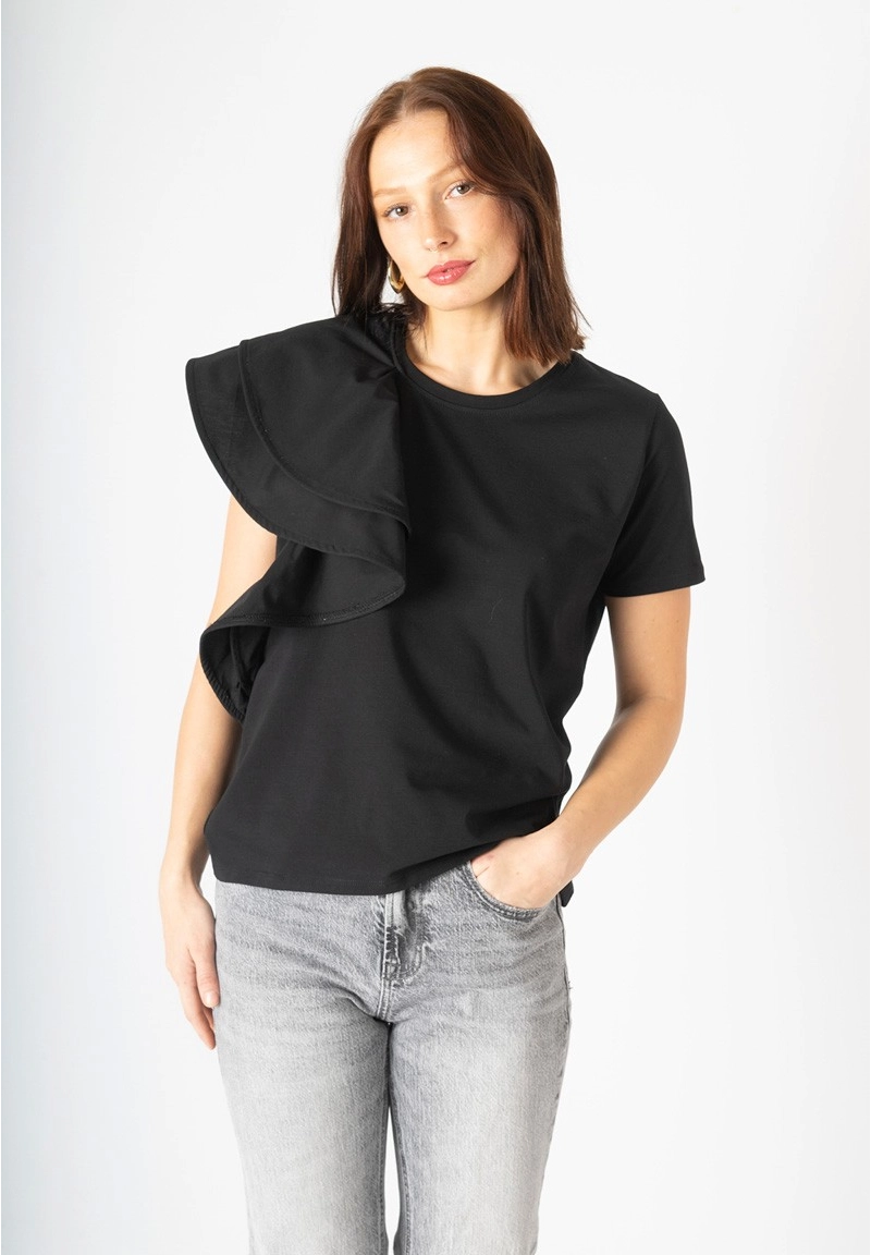 camiseta-volante-asimetrico.webp