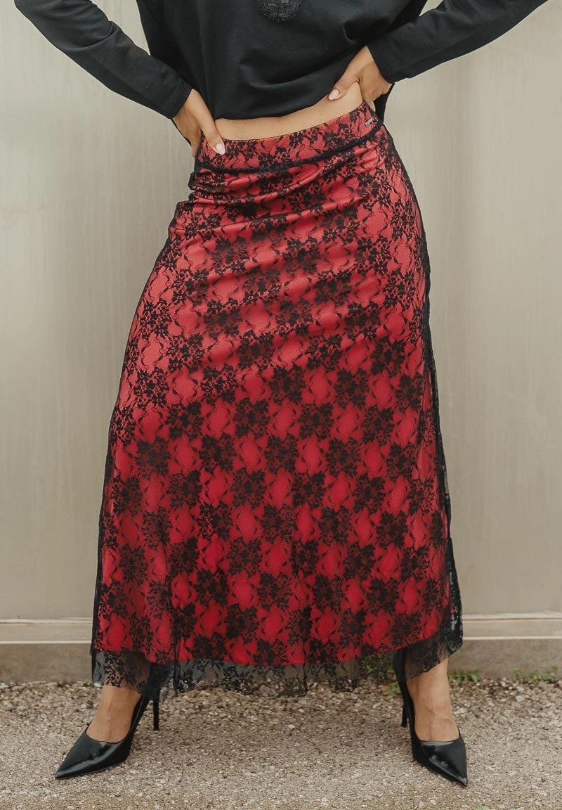 falda-essential-encaje (4).webp